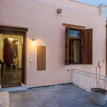 Plaza Apartment Chrissi Akti Chania Exterior foto